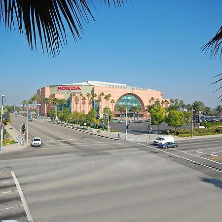 Ayres Hotel Anaheim Exterior foto